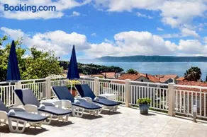 Elegant Villa in Brač with Private Pool - Image 4