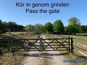 Navröds Gård - Image 1
