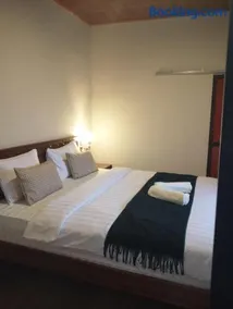Traveling Guest House - Shared Kitchen - Image 3
