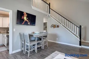 1408 Perrin Dr, Unit A - Ocean Walk Sleeps 8 - Image 2