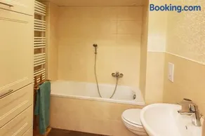 Luxus Ferienwohnung mit 4 Schlafzimmern und Wintergarten - Image 3