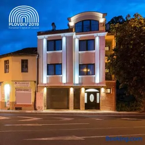 Shahbazian House - Image 2
