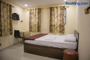 Shri Vasant Lodge - Image 1
