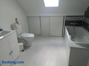 Chambre spacieuse - Image 2