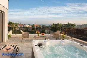 Villa K with Rooftop Jacuzzi, Sea View and Private Gym - Image 3