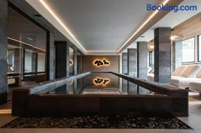 Marins Suites - Adults Only Hotel - Image 2