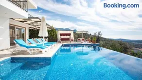 2 Bedroom Villa with private pool - Image 2