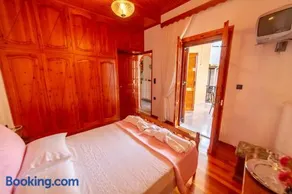 Traditional village house - Image 3