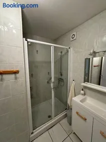 Chez Kiki - Image 4