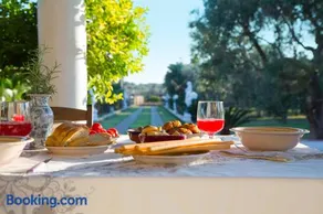 Villa dei Sogni-8 minuti dal mare di Gallipoli-Intera Villa con Piscina Privata 50 mq e parco di 10000 mq IN USO ESCLUSIVO-5 camere -comoda 8-10 fino 14 ospiti - Image 3