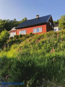 Peaceful Fjord Hideaway close to Geiranger, Trollstigen and Ålesund - Image 3
