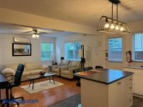 Memory Lane Guest Suite - Image 1