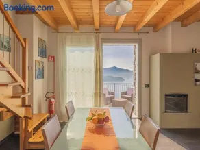 EnjoyIseoLake - Vittoria - Casa vacanze su 2 piani con vista lago e piscina - Image 5