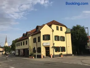 Eberl Hotel Pension München Feldmoching - Image 1