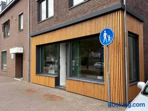 Modern 1BR Apt Near Station & Center in Sittard - Image 3