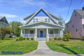 The Great Escape renovated in town charm - Image 1