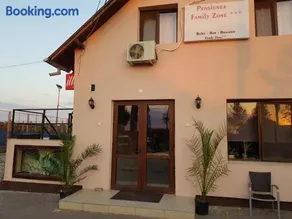 Pensiunea Family Zone - Image 1