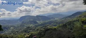 Portal del Sendero Panche - Image 5