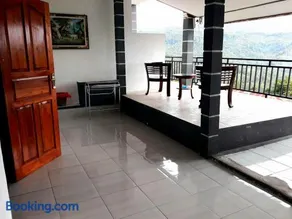One Homestay and Warung - Image 5