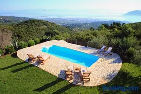 AmElia Villa - Image 2