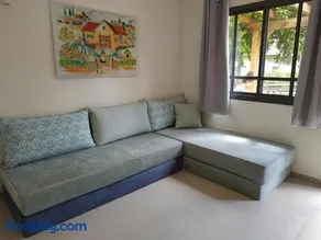 Kurlender Guest House - Image 2