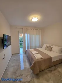 BLV Apartments - Image 3