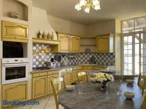 Belle maison bourbonnaise du 18e siècl au cœur d'un village pittoresque avec jardin - Image 4