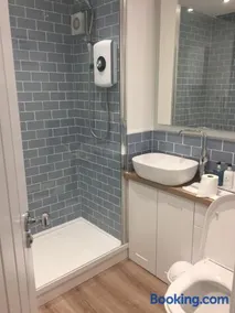 23 Seagate Court - Image 5