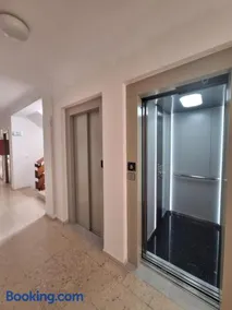 Apartamento frente al mar totalmente reformado - Image 3