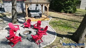 Cabin w River Access Fire Pit Grill WiFi & More - Image 5