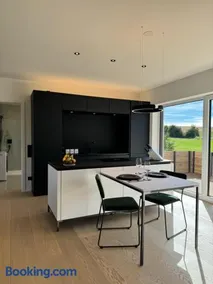 Neues Repräsentatives Designer Loft im Herzen Bayerns - Image 2