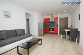 Apartmani Lovre - Image 1