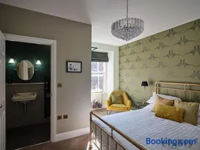 The Prince of Waterloo - Boutique Guest Rooms - Image 1