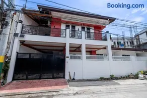RedDoorz @ Alquiza Residences Paranaque - Image 1
