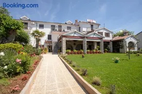 Apartments Ines - Image 2