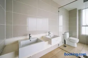 Sky Bungalow NIlai by James NEARBY KLIA, KLIA 2, CYBERJAYA, PUTRAJAYA - Image 2