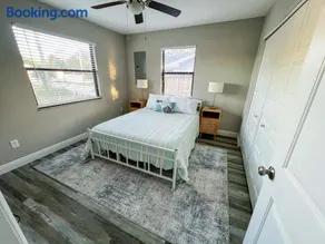 The Cottage - Image 3