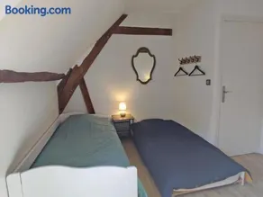 Manoir du XVème siècle avec jardin privé, cheminée et animaux acceptés - Image 4