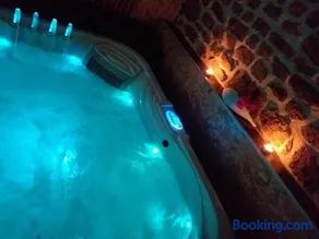Le Ptit Spa de L'Abbaye Suite love et Spa privé - Image 3