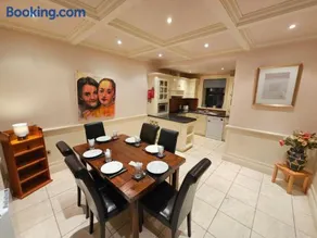3 Clos Na Feirme Three Bedroom House with Hot Tub - Image 3