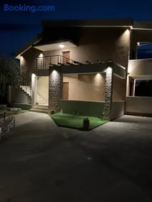 Olea Luxury Villa - Image 1