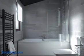 Clover 20 Lodge - Yellowtop Country Park - Hot Tub - Yorkshire - Image 5