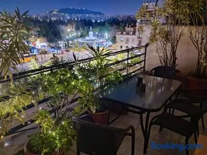 Park View Penthouse - Image 2