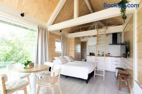 Tiny house met hottub - Image 4