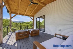 Lake Sunapee Mtn Views La Maison Luxury 4 Bed 3 5 Bath - Image 1