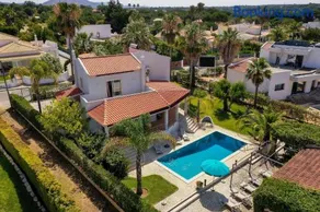 Luksus villa til 8 personer med privat swimmingpool, have og air-con - Image 3