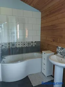 Farm lodge - Image 4