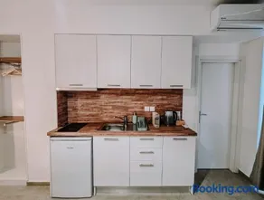 Meraki Nikiti - Image 2