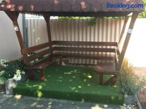 Katalin Boutique & Wellness Apartmanok - Image 2