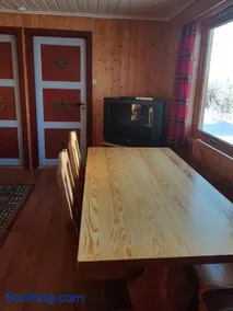 Knutebu Two-Bedroom Cottage - Image 2